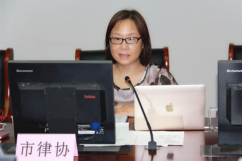 林红.jpg